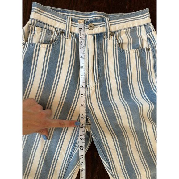 American Eagle Blue and White Pinstriped Mom Jeans Size 00 - Picture 7 of 12